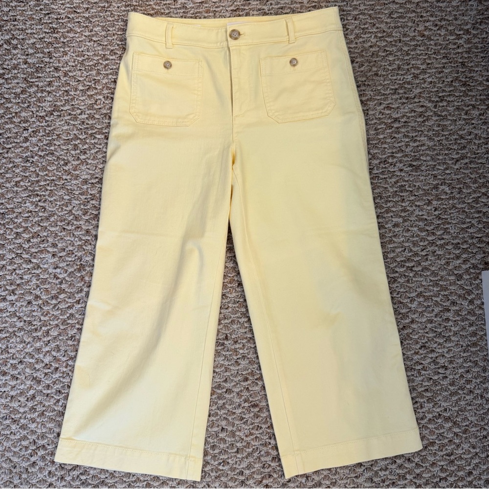 EUC! LOFT Palmer Wide Leg Crop Pants in Yellow Twill | Size 8P